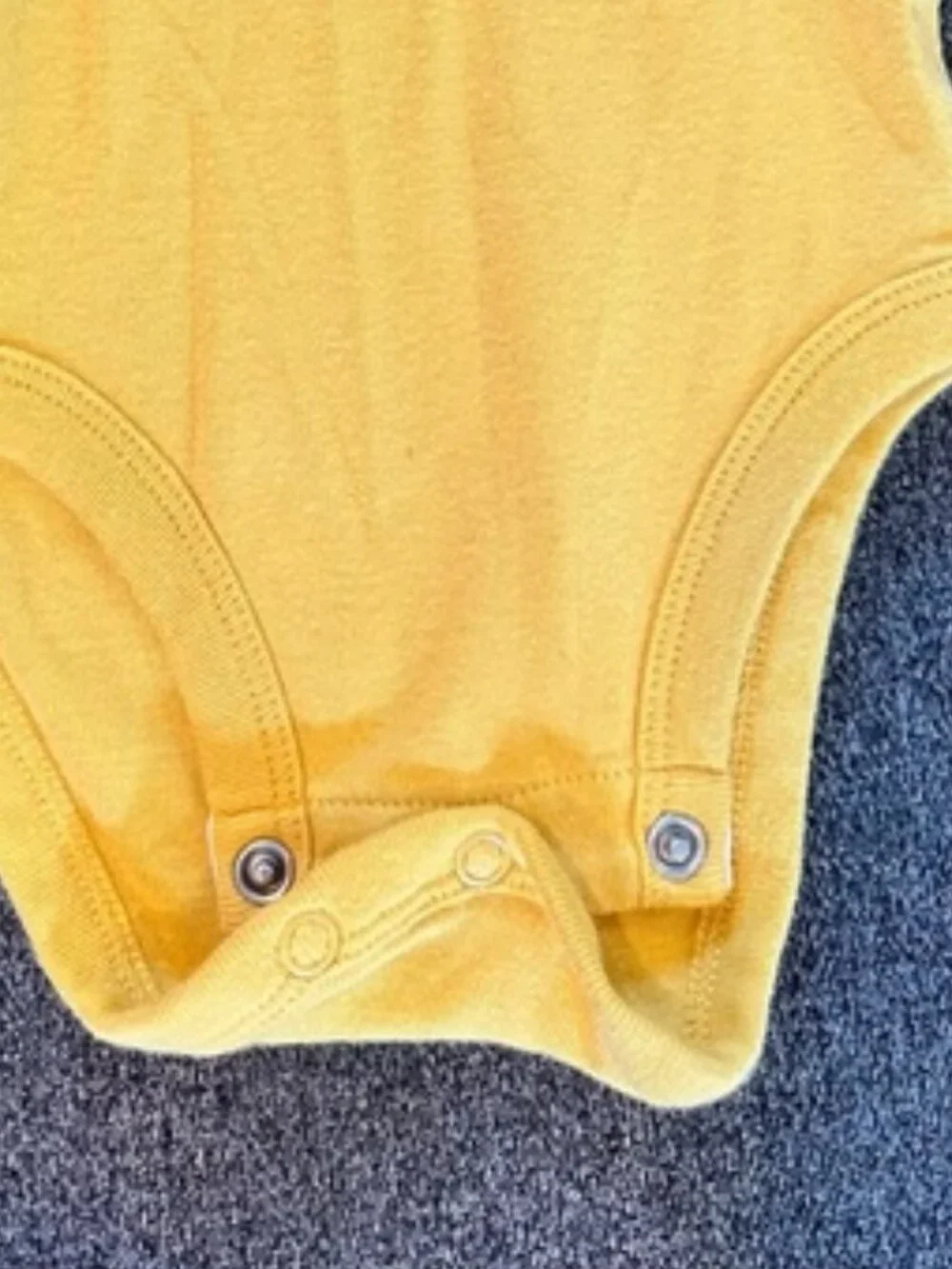 🤑EU Carters Yellow 'Good Vibes' Pineapple Bodysuit Onesie🤑